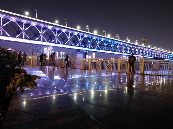 LED控制器，送你一個随心所控的夢幻夜晚!-【亞美雲創】