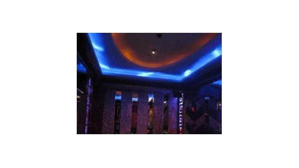 要找注重這些細節的LED彩色控制器廠家